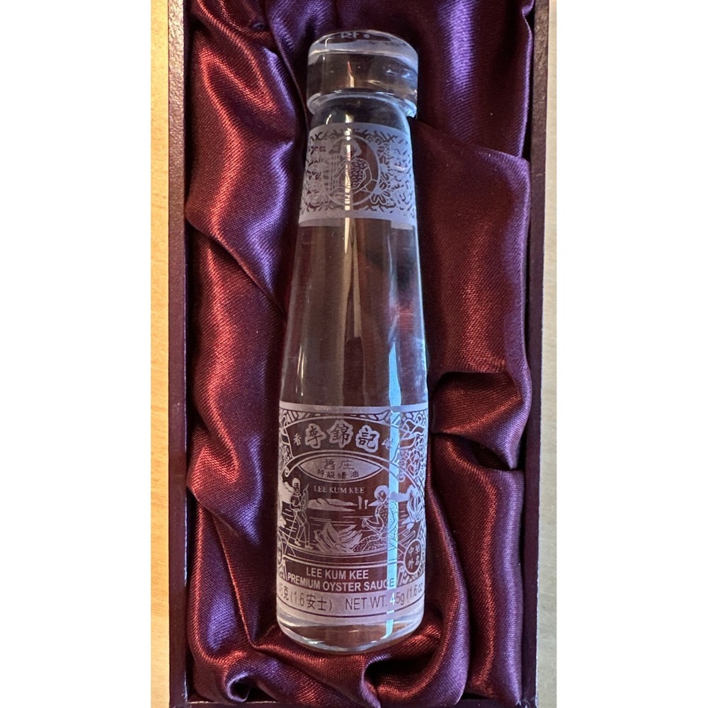 Lee Kum Lee Premium Oyster Sauce etched Crystal Bottle in Presentation Box *RARE